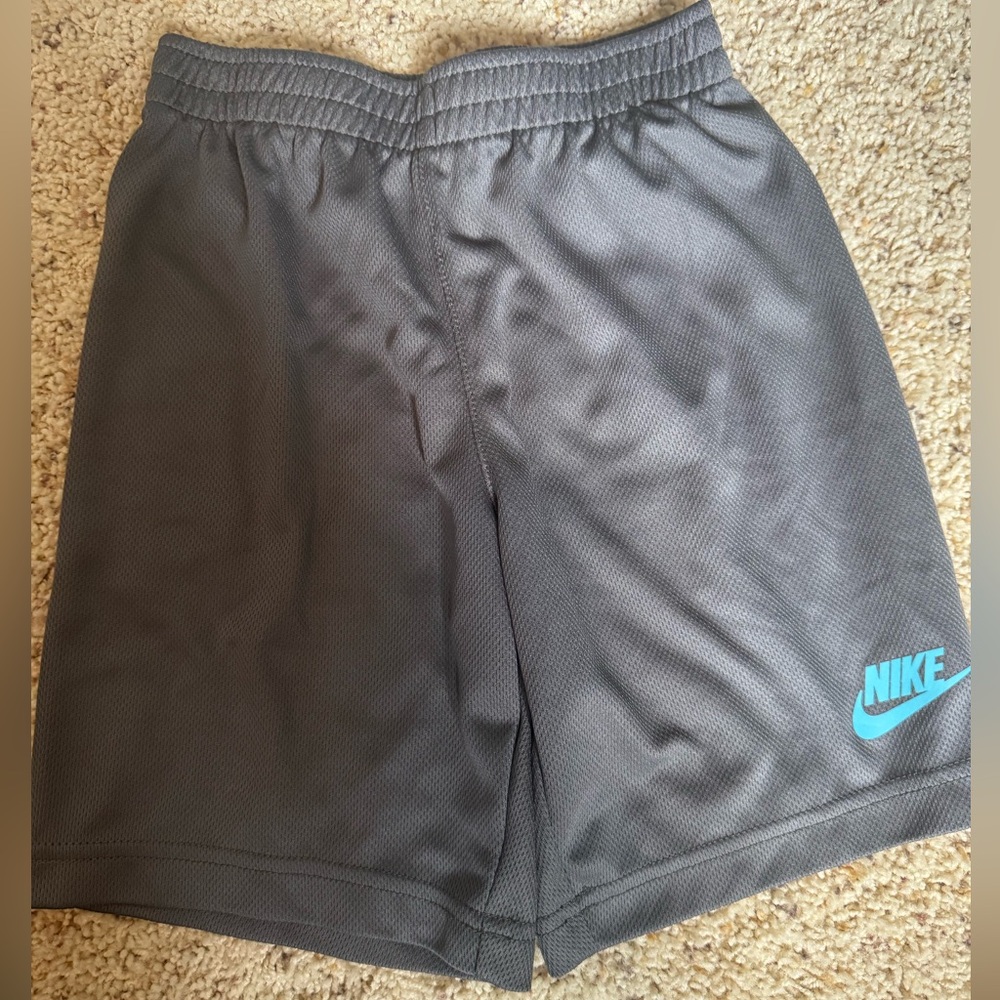 Nike Men's Charcoal Gray Athletic Shorts